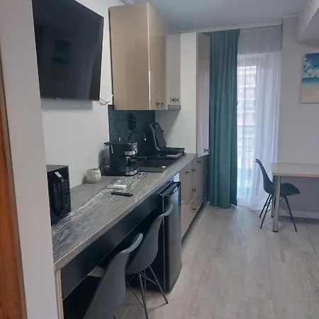 Appartement C&m By Zora Năvodari